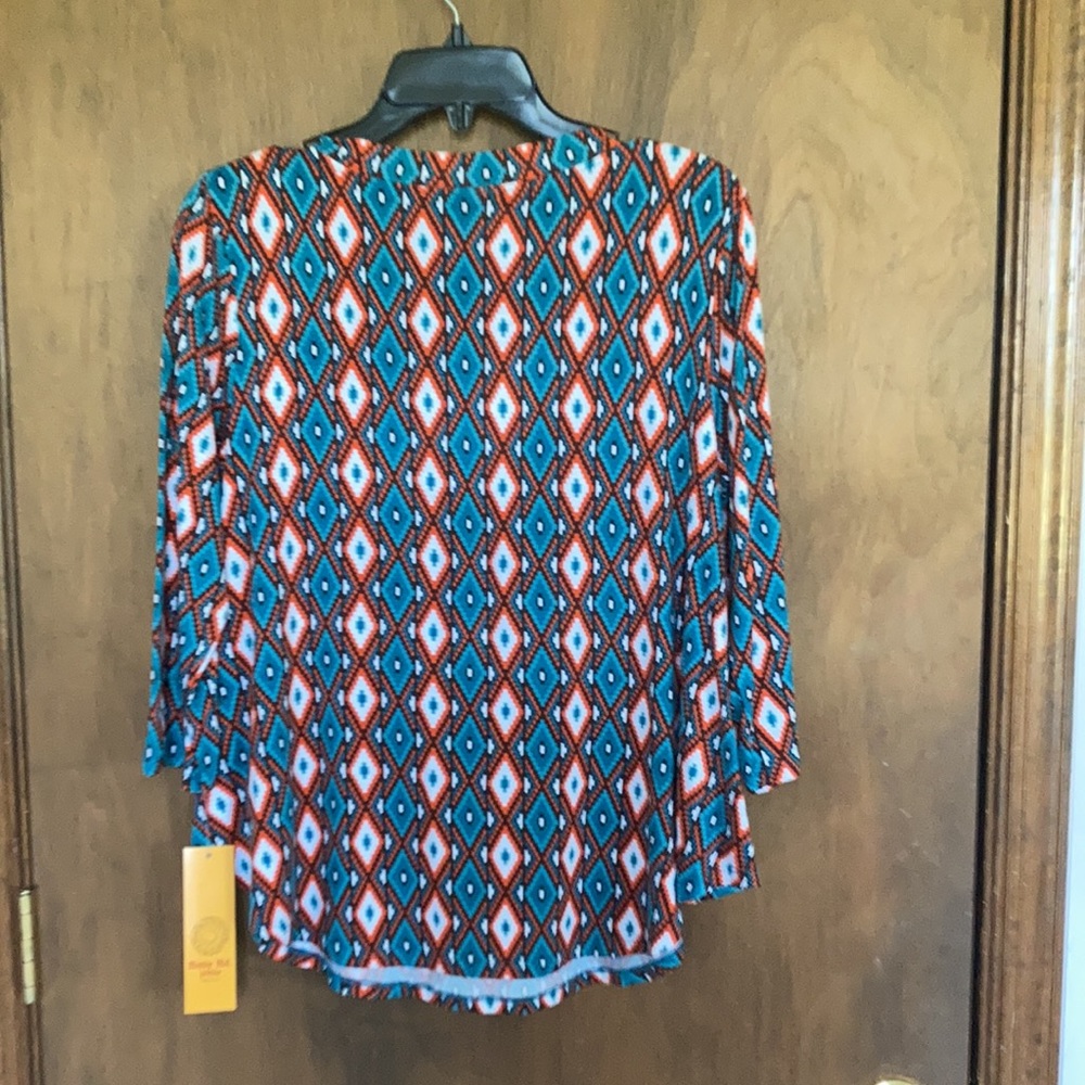 Ruby Rd top Aztec like print soft material v neck shirt w stretch boho MP - Picture 7 of 17
